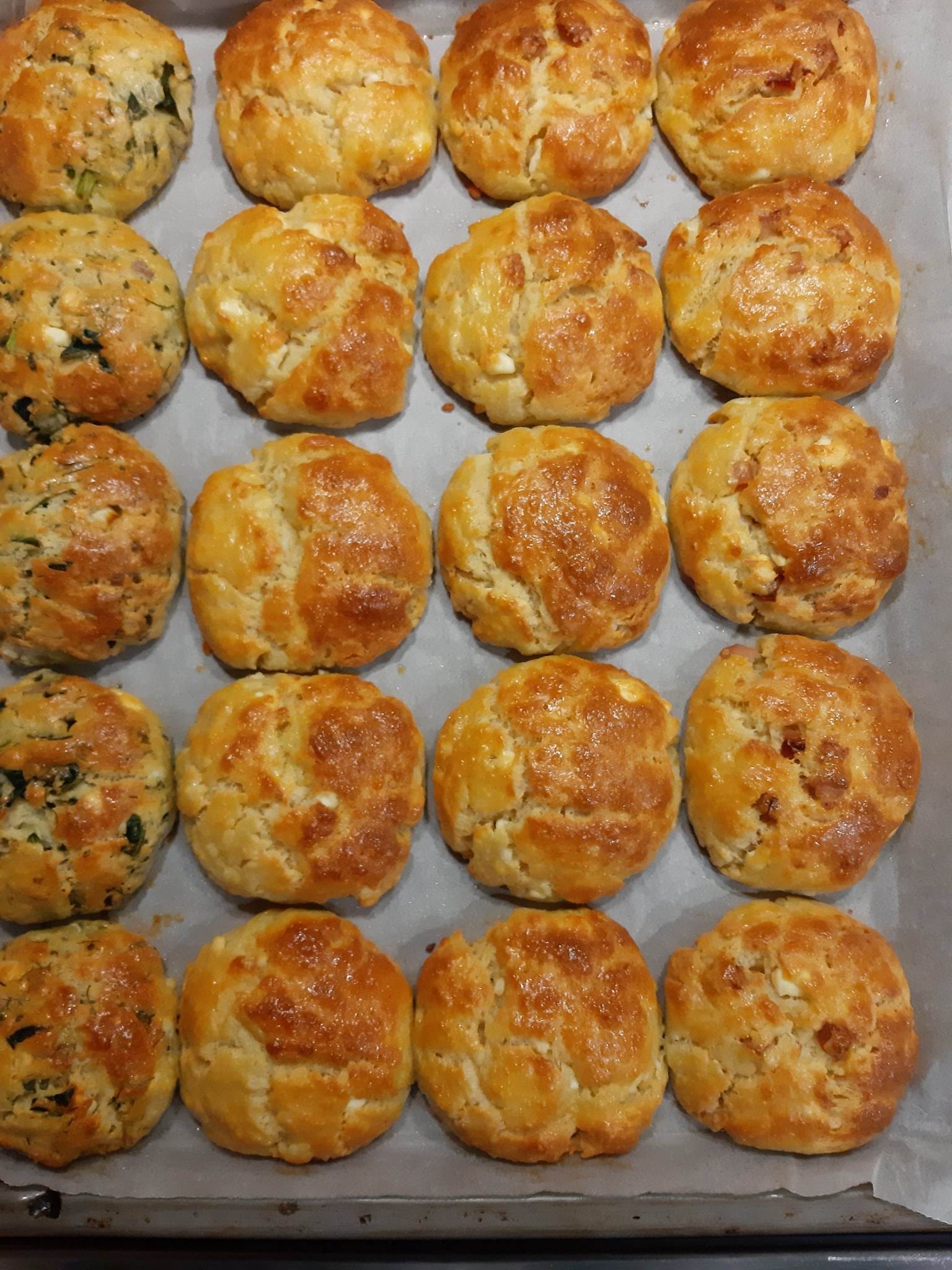 πιτάκια-χωρίς φύλλο-με-φέτα-σπανάκι-και-γαλοπούλα-συνταγή-