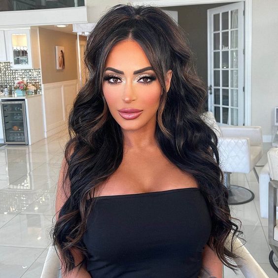 μακριά-μαλλιά-με-μπούκλες-και-ponytail αλογοουρά-ιδέες- μακριά-μαλλιά-με-μπούκλες-και-ponytail αλογοουρά-ιδέες-