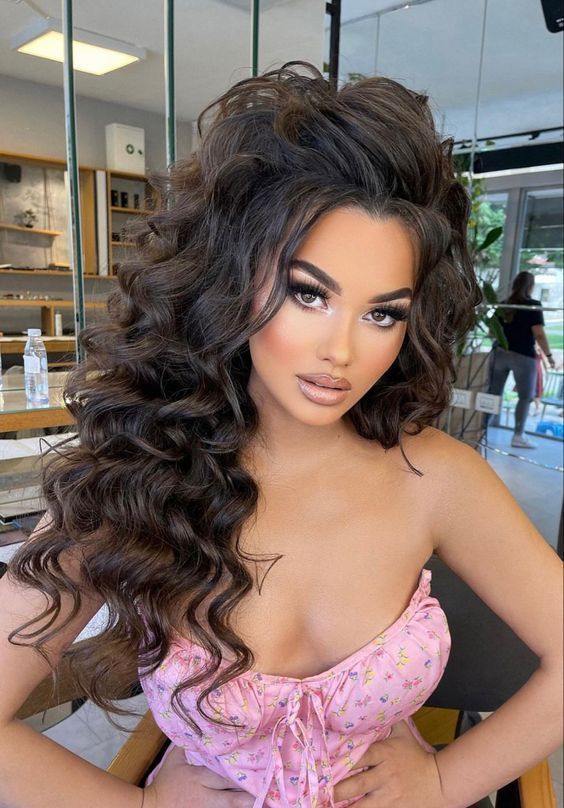 μπούκλες-σε-μακριά μαλλιά-με-όγκο-ιδέες- μπούκλες-σε-μακριά μαλλιά-με-όγκο-ιδέες-