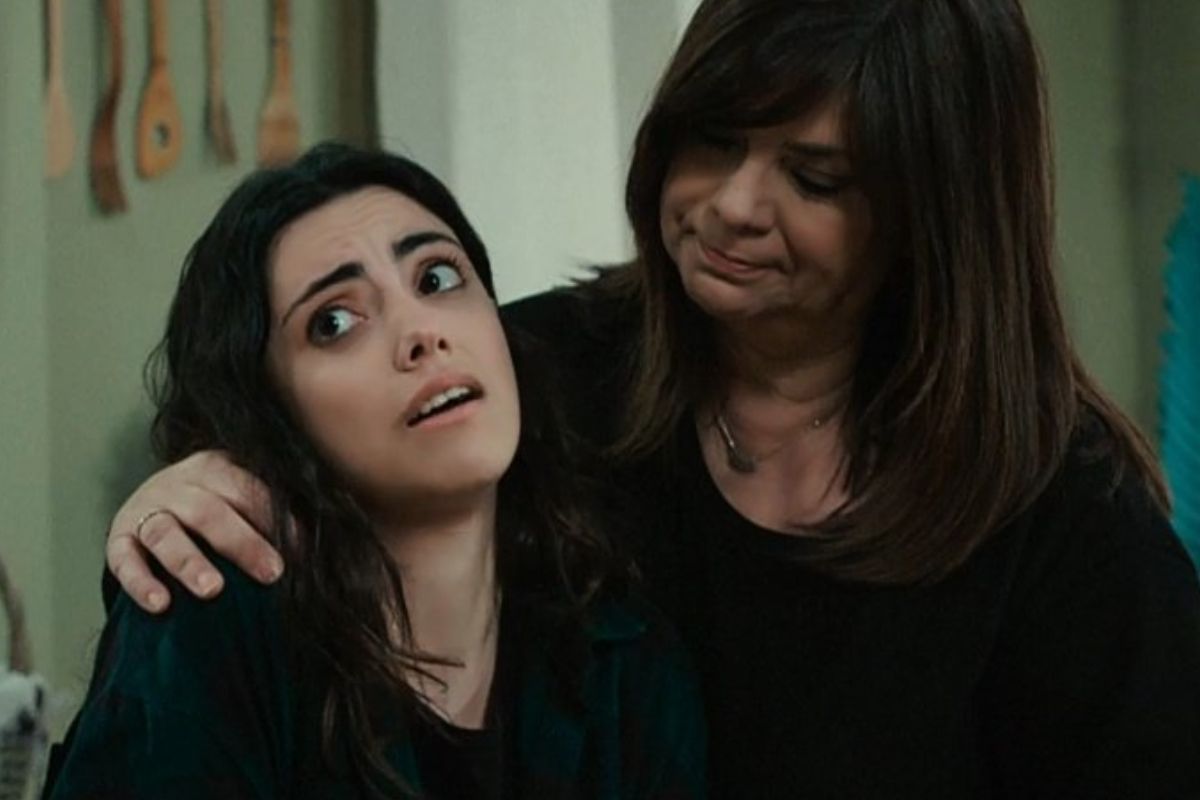 Η Γη της Ελιάς-Ειρήνη-Ασπασία- Η Γη της Ελιάς-Ειρήνη-Ασπασία-