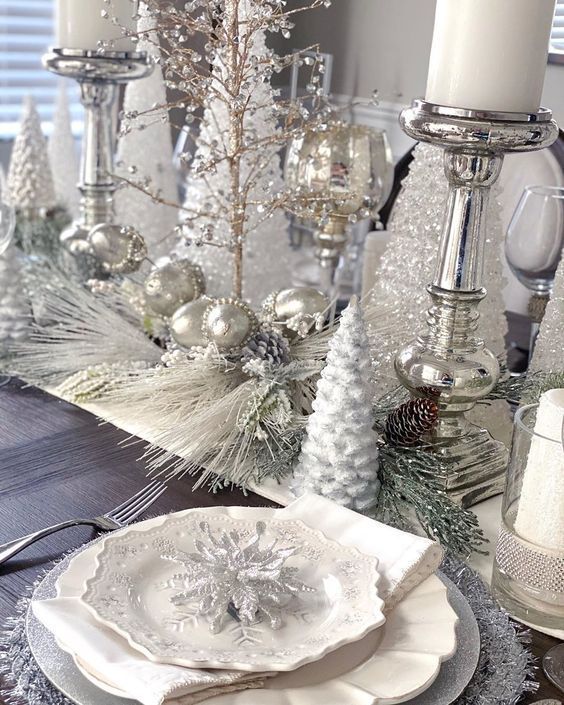 ιδέες-για-στολισμό-στο-χριστουγεννιάτικο τραπέζι-Χριστούγεννα 2023-ρεβεγιόν-πλήρης οδηγός-