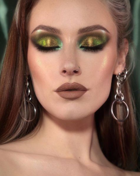 ιδέες-για-Χριστουγεννιάτικο μακιγιάζ-στο-Χριστουγεννιάτικο-ρεβεγιόν-Χριστούγεννα 2023- ιδέες-για-Χριστουγεννιάτικο μακιγιάζ-στο-Χριστουγεννιάτικο-ρεβεγιόν-Χριστούγεννα 2023-