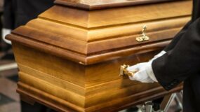 Ζάκυνθος: Απίστευτο μπέρδεμα σε κηδεία – Άνοιξαν το φέρετρο και είδαν λάθος άνθρωπο μέσα