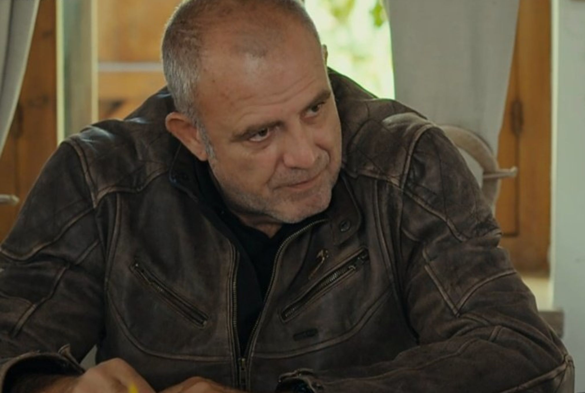 Η Γη της Ελιάς: Ιουλία είσαι ανεύθυνη και ανάξια μάνα