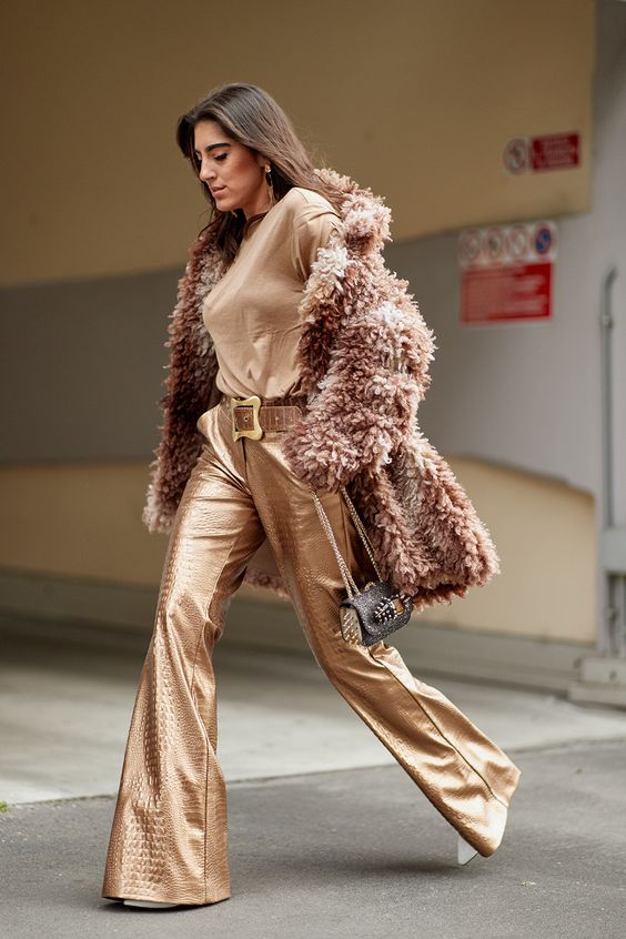 γούνινα-πανωφόρια-σε-μπρονζέ-για-την-Πρωτοχρονιά-ιδέες-