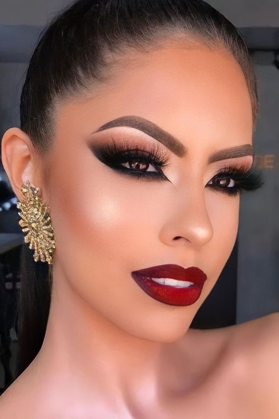 Η Αναστασία Παντούση απο το Ναυάγιο φόρεσε το κραγιόν του Ρεβεγιόν – Απλά Τέλειο