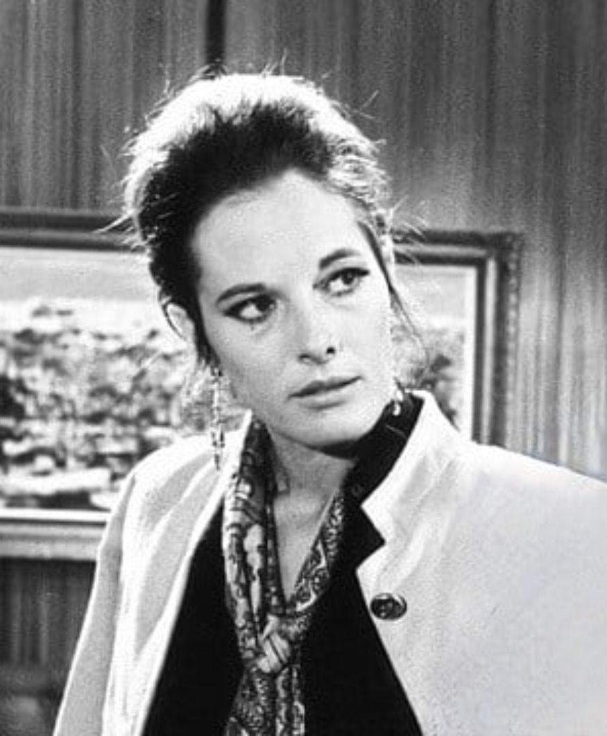 Η ζωή της “εντυπωσιακής ξανθιάς” του ελληνικού κινηματογράφου και η φιλία με την Αλίκη Βουγιουκλάκη