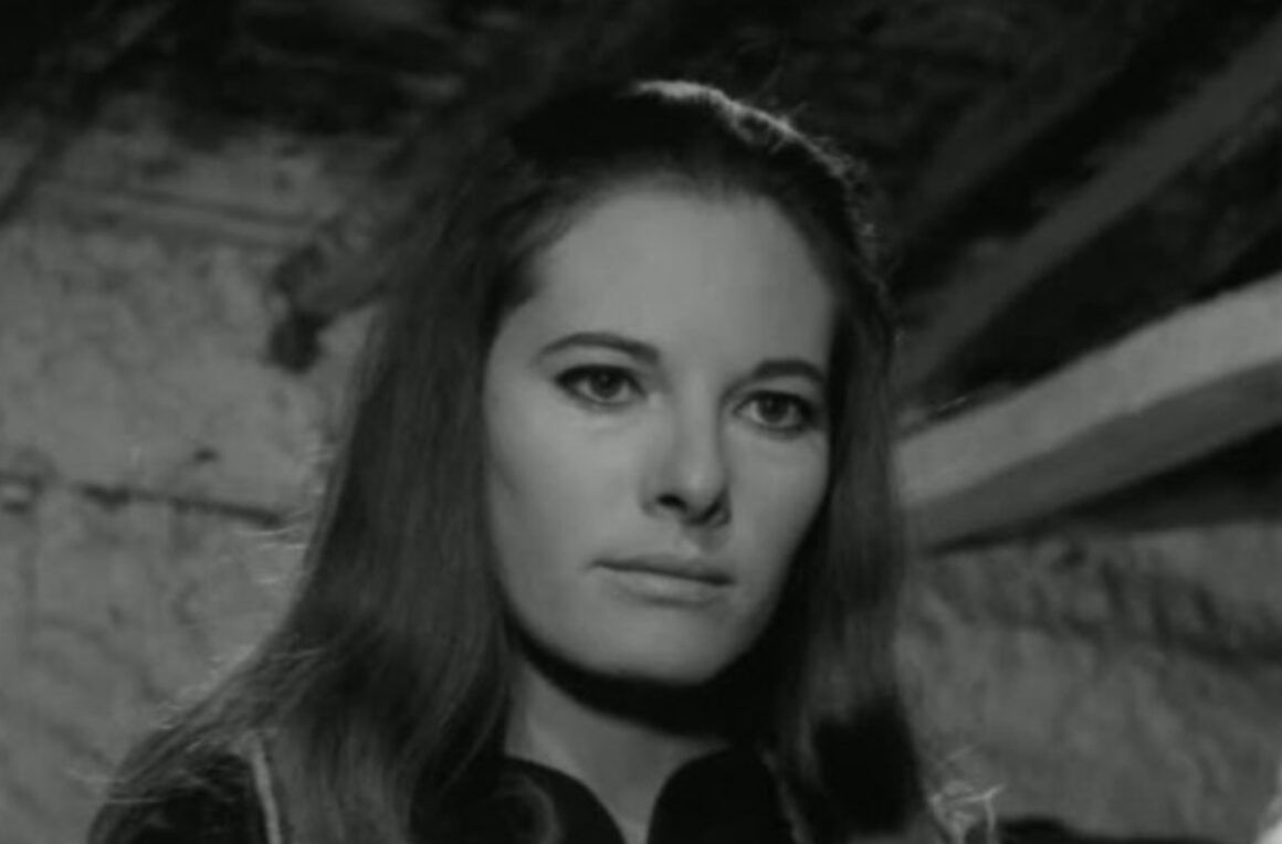 Η ζωή της “εντυπωσιακής ξανθιάς” του ελληνικού κινηματογράφου και η φιλία με την Αλίκη Βουγιουκλάκη