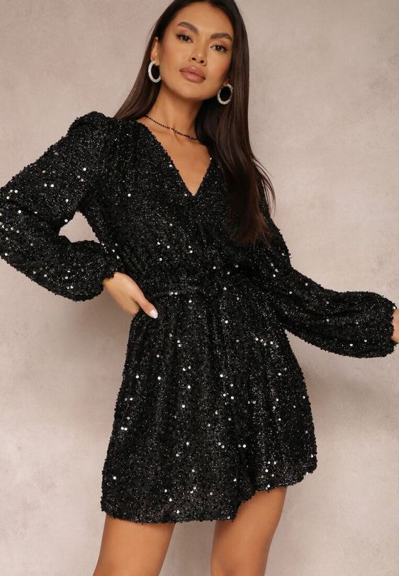 Κατερίνα Διδασκάλου : Η Δόμνα απο την Ήλεκτρα μας προτείνει το φόρεμα του Ρεβεγιόν