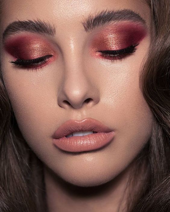 κόκκινο-smokey eye-με-χρυσή σκιά-ιδέες- κόκκινο-smokey eye-με-χρυσή σκιά-ιδέες-