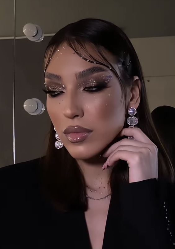 στρας-στα-μάτια-για-την-Πρωτοχρονιά-ιδέες- στρας-στα-μάτια-για-την-Πρωτοχρονιά-ιδέες-