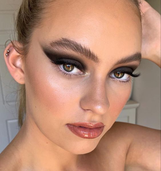 cat eye-με-smokey eye-ιδέες- cat eye-με-smokey eye-ιδέες-