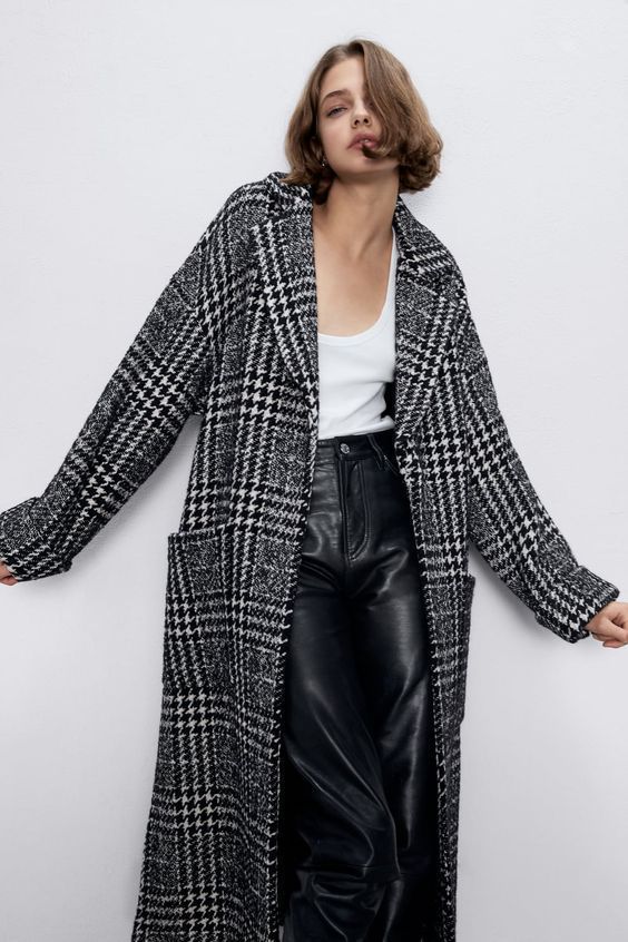 Ψάχνεις το παλτό του Χειμώνα 2024 : Η Ιφιγένεια Πιερίδου απο την Ηλέκτρα σου δίνει την τέλεια επιλογή