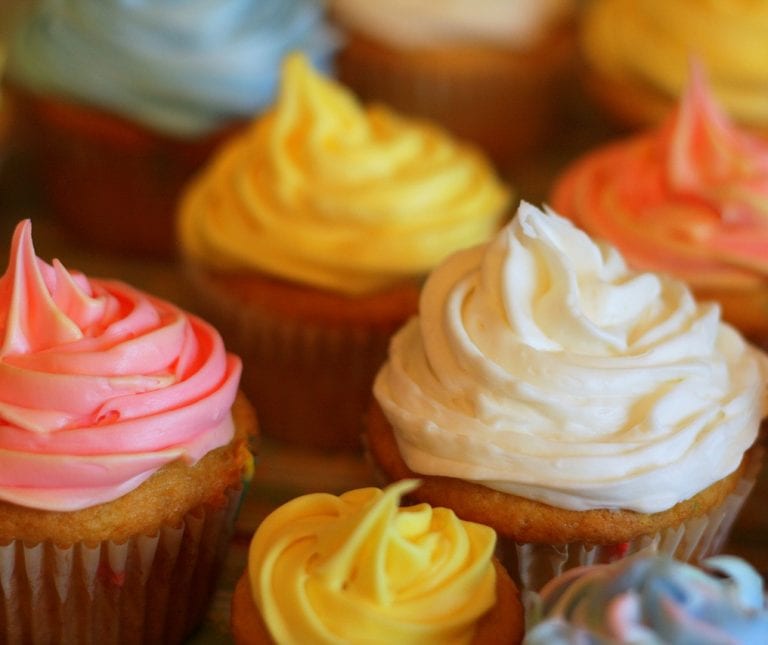 Μυστικά για βασιλόπιτα: Το σωστό ψήσιμο η συντήρηση για μέρες αλλά και πως να την διακοσμήσετε