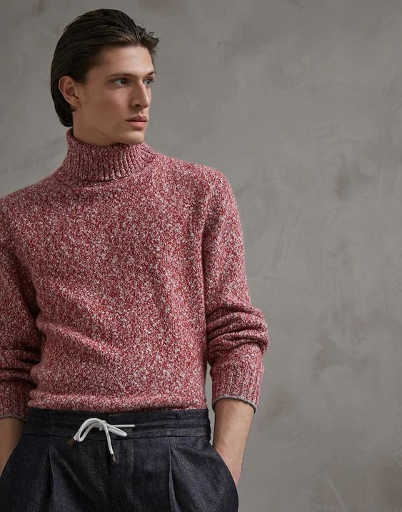 Ο Αστέρης του Σασμού ποζάρει με λευκό ζιβάγκο – Η τέλεια επιλογή για τα κρύα πρωινά στο γραφείο