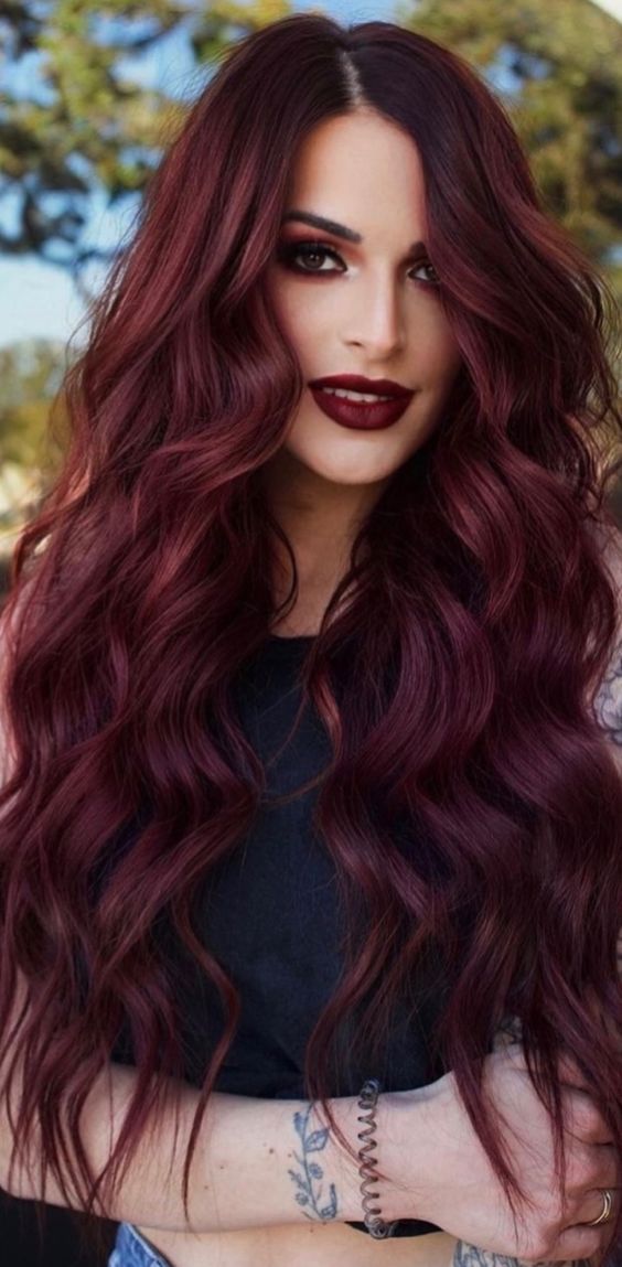 ιδέες-για-μαλλιά-σε-cherry cola-Χειμώνας 2024-τάσεις 2024-