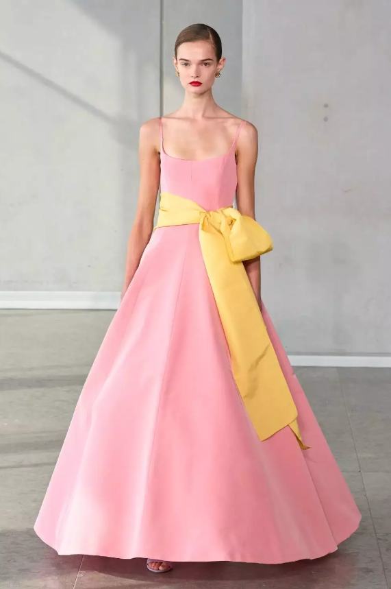 Χειμώνας 2024: Οι 6 τάσεις που θα πρωταγωνιστήσουν στο γυναικείο ντύσιμο