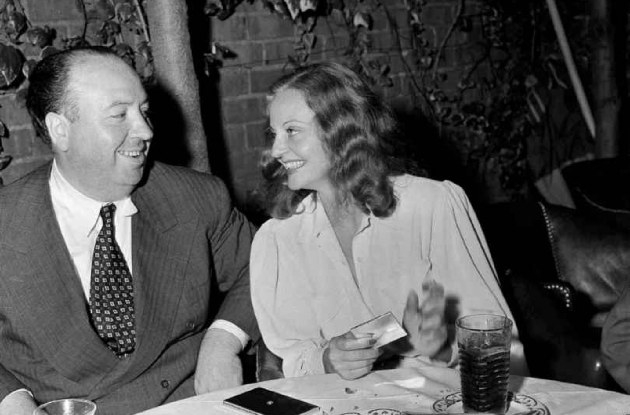 Tallulah Bankhead: Η ζωή και η εκρηκτική προσωπικότητα της γυναίκας που ενέπνευσε τον χαρακτήρα της Κρουέλα ντε Βιλ