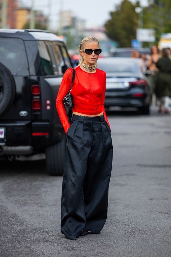 Χειμώνας 2024: Τα baggy pants είναι η Νο1 τάση στη γυναικεία μόδα και δες 20 τρόπους να τα φορέσεις