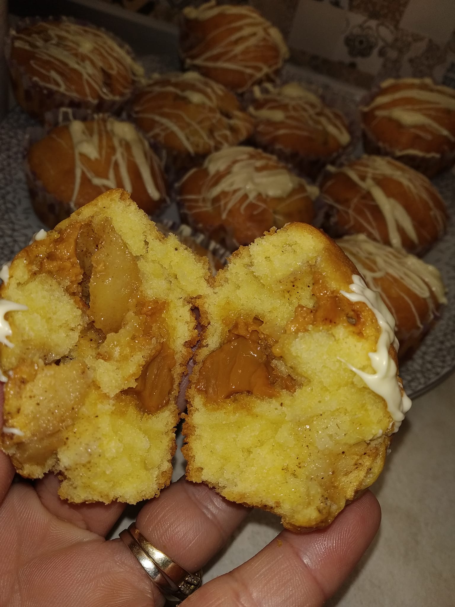 μηλοπιτάκια-με-καραμελωμένο ζαχαρούχο-συνταγή-