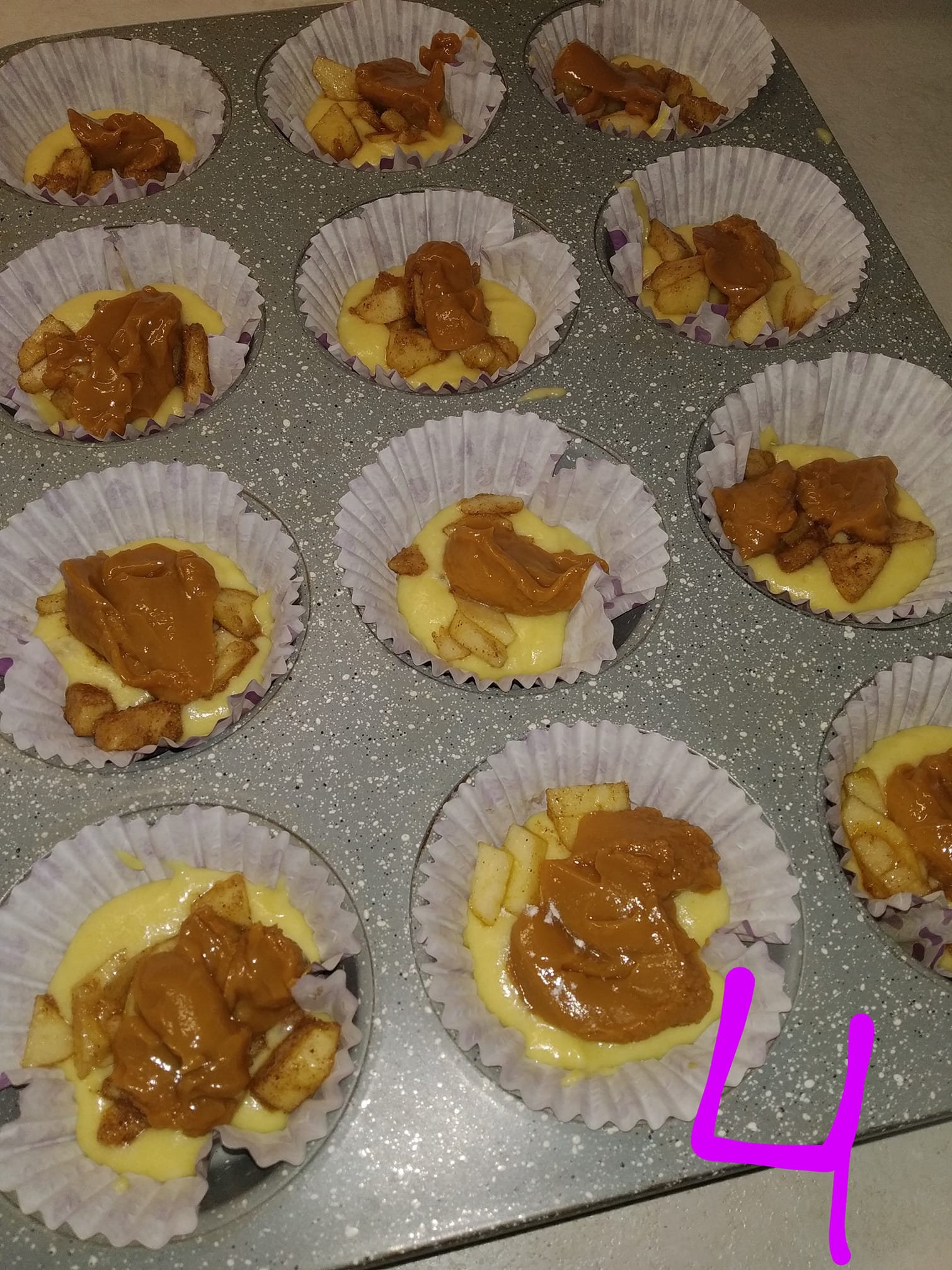 μηλοπιτάκια-με-καραμελωμένο ζαχαρούχο-συνταγή-