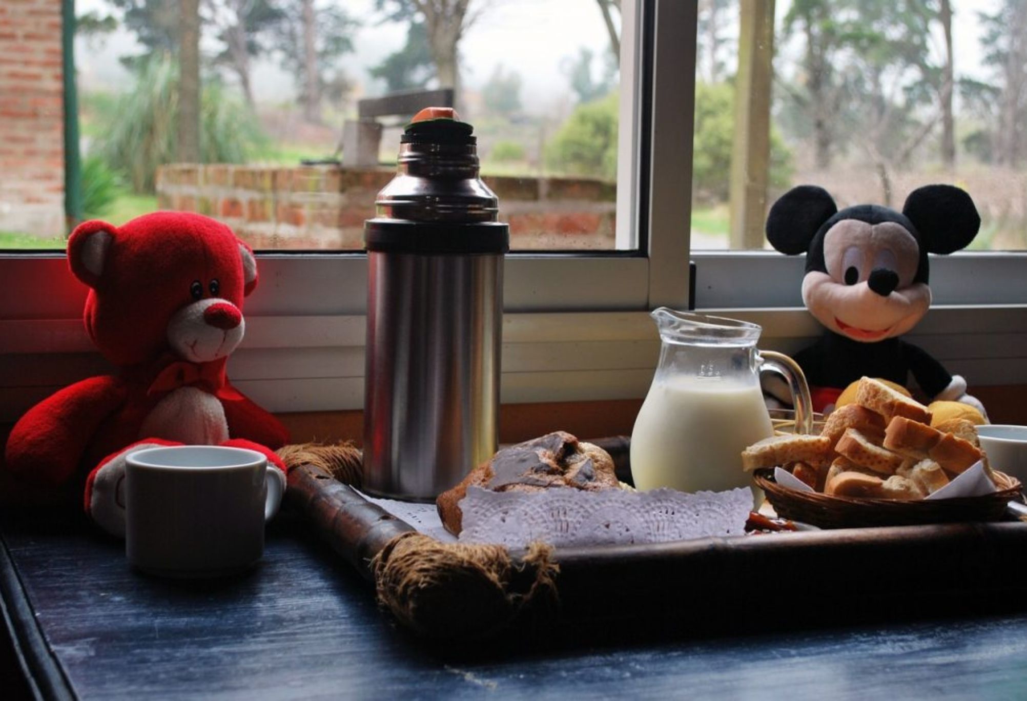 Πώς να ξανά βάλουμε το παιδί σε πρόγραμμα να ξυπνάει το πρωί για το σχολείο χωρίς πανικό