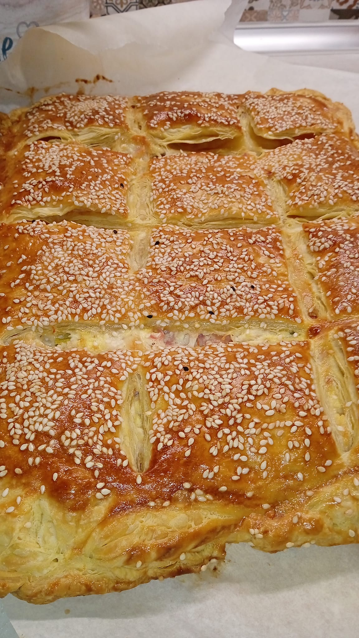 κοτόπιτα-με-κρέμα γάλακτος-και-μπέικον-συνταγή-