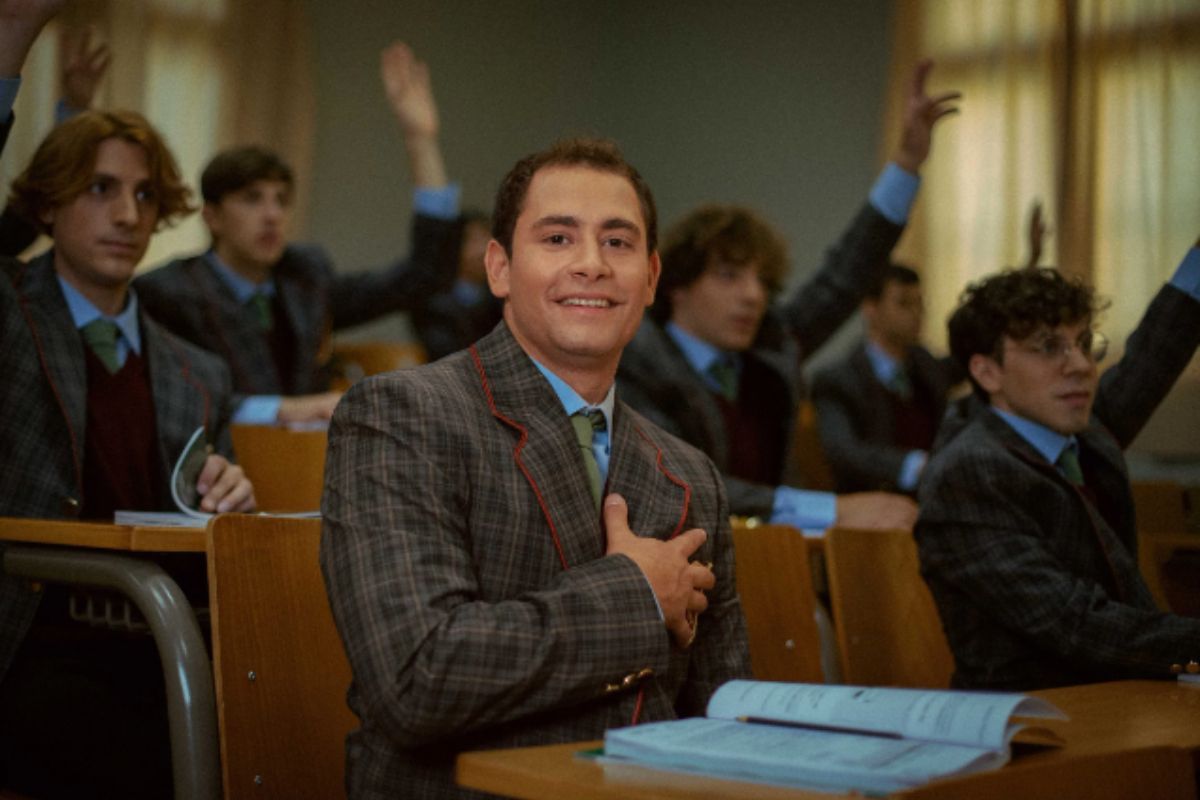 Παγιδευμένοι: Ο Θοδωρής Θεοδωρακόπουλος μπαίνει στη σειρά και τους καταστρέφει