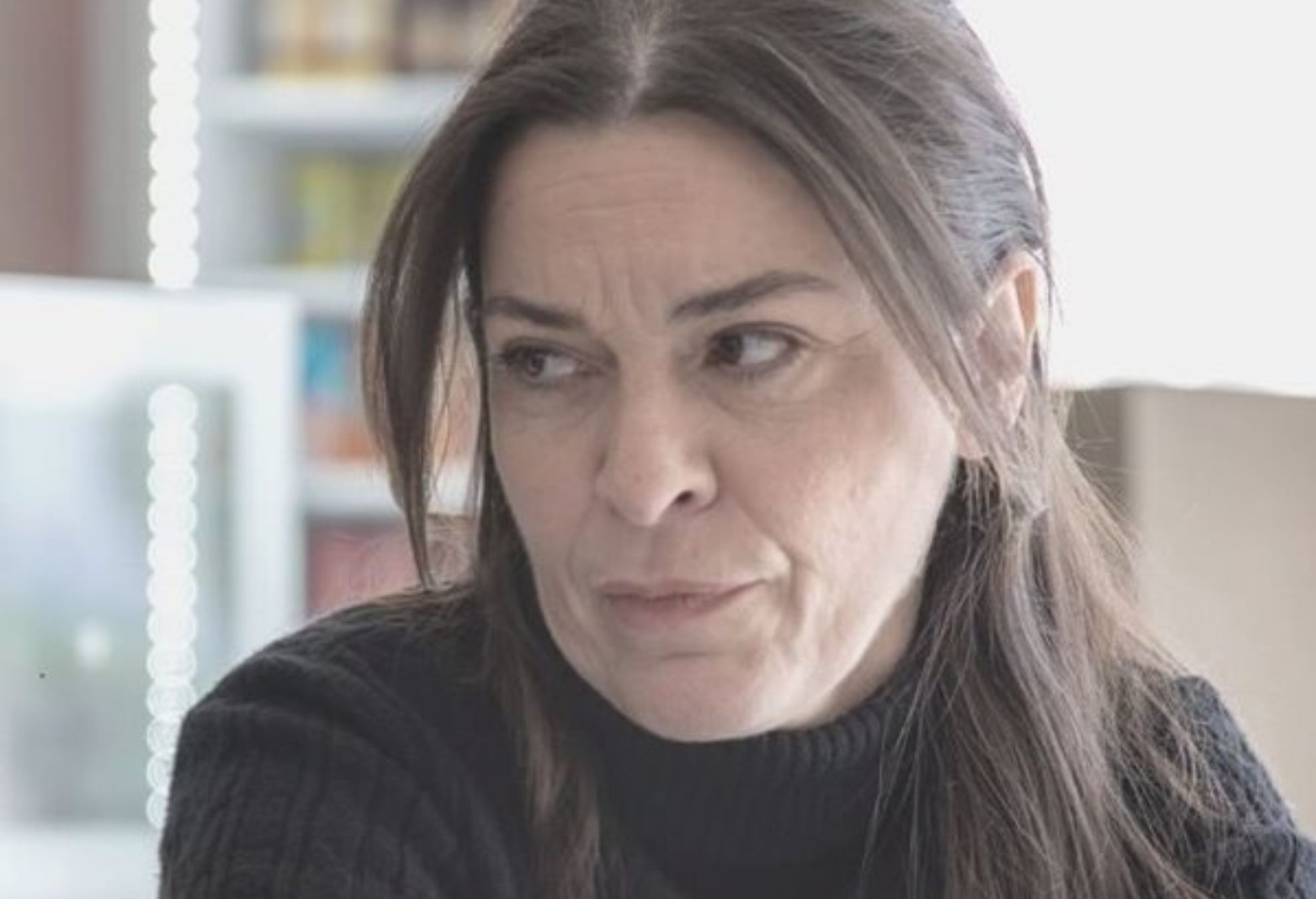 Σασμός: Η Μαρίνα απαιτεί να μάθει ποιο είναι το μυστικό που κρύβει η οικογένεια της