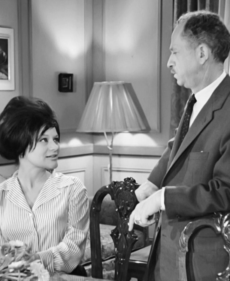 Τι γύρευες στα πεύκα Ρούλα Κάμπια ήσουνα : Η ηθοποιός του Ελληνικού Σινεμά που αγαπήθηκε απο τις ατάκες της