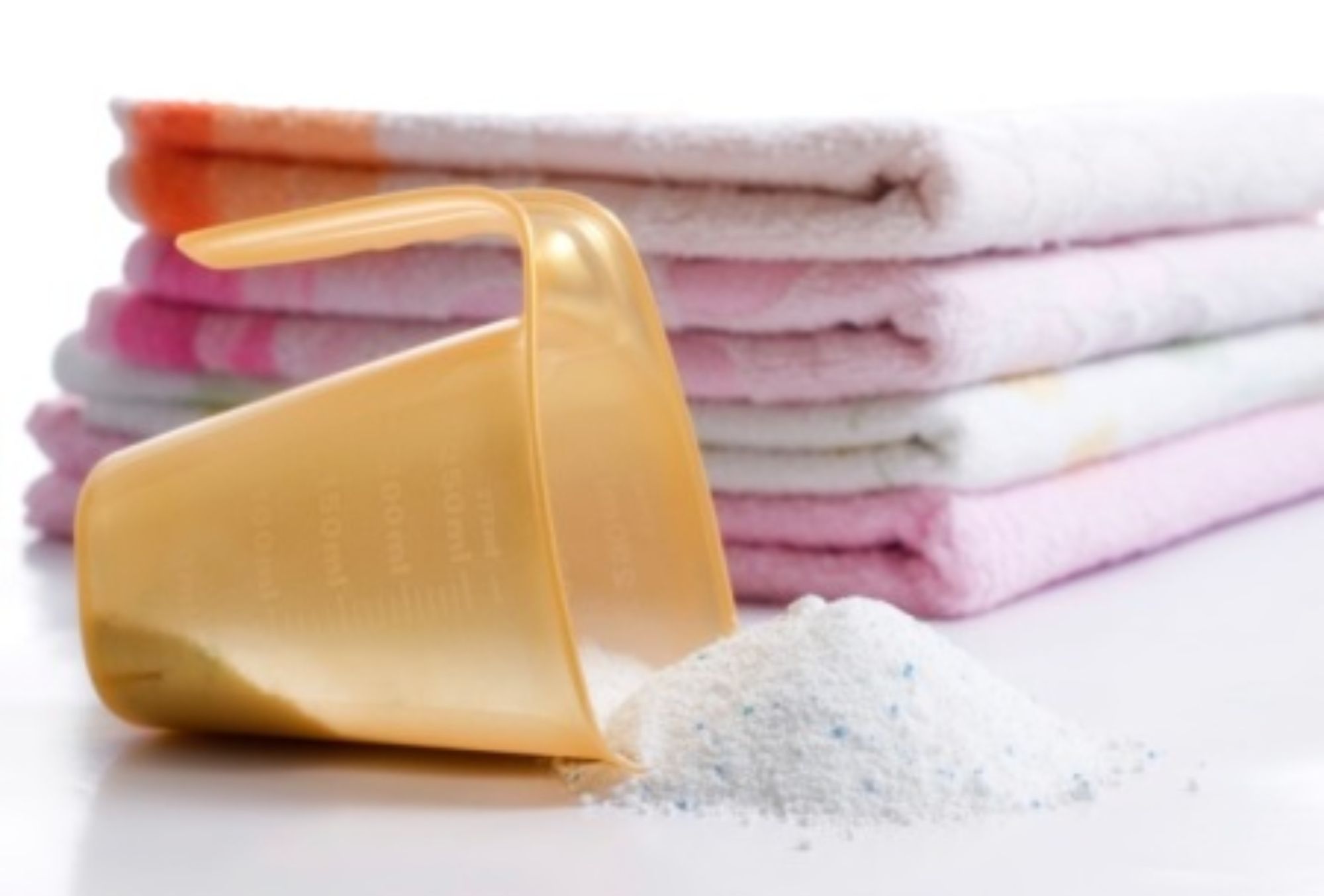 Σπιτικό απορρυπαντικό ρούχων από χρησιμοποιημένο λάδι 