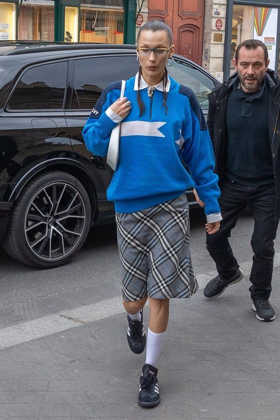 μεγάλες κάλτσες-με-φούστα-και-φούτερ-ιδέες- μεγάλες κάλτσες-με-φούστα-και-φούτερ-ιδέες-