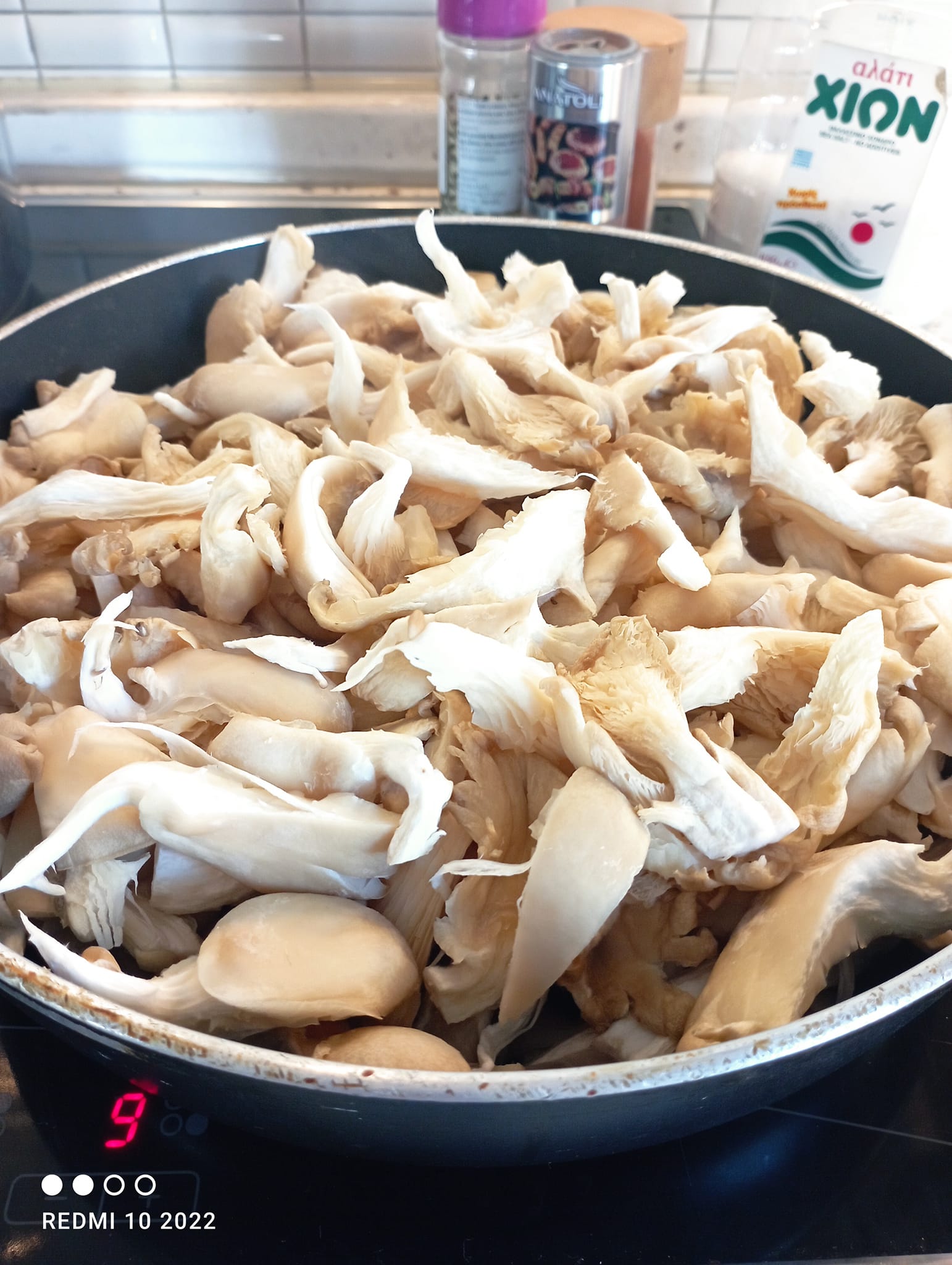 τορτίγιες-ολικής-με-λαχανικά-και-σώς γιαουρτιού-συνταγή- τορτίγιες-ολικής-με-λαχανικά-και-σώς γιαουρτιού-συνταγή-