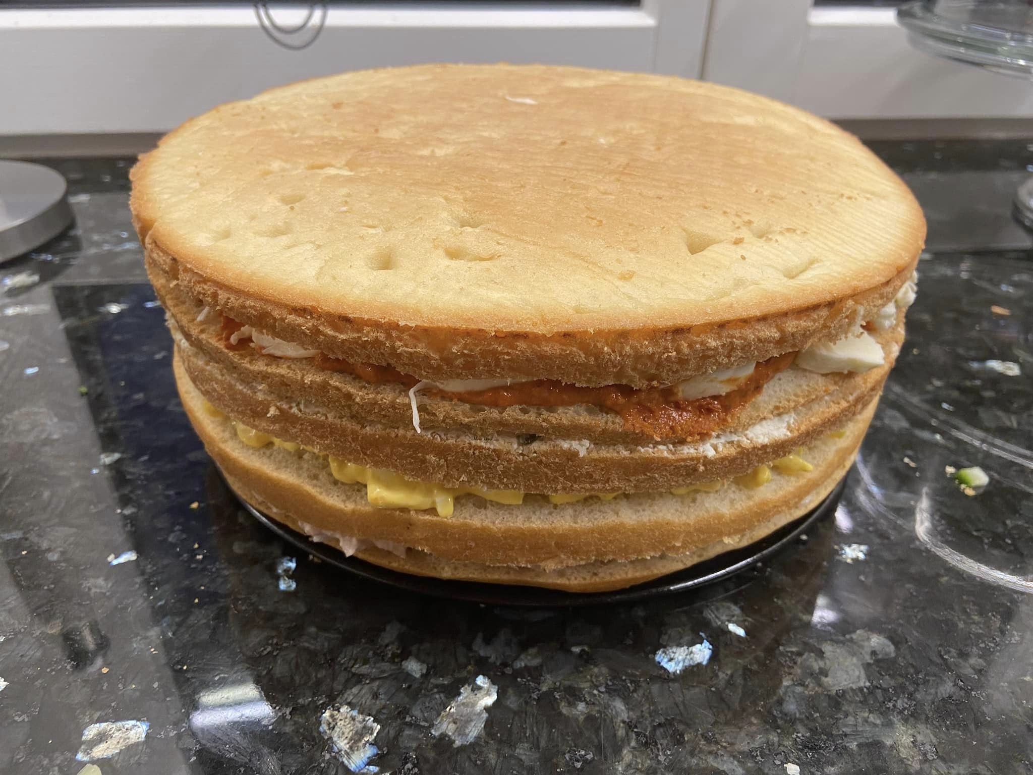 αλμυρή-τούρτα-με-ψωμί μπόμπα-συνταγή- αλμυρή-τούρτα-με-ψωμί μπόμπα-συνταγή-