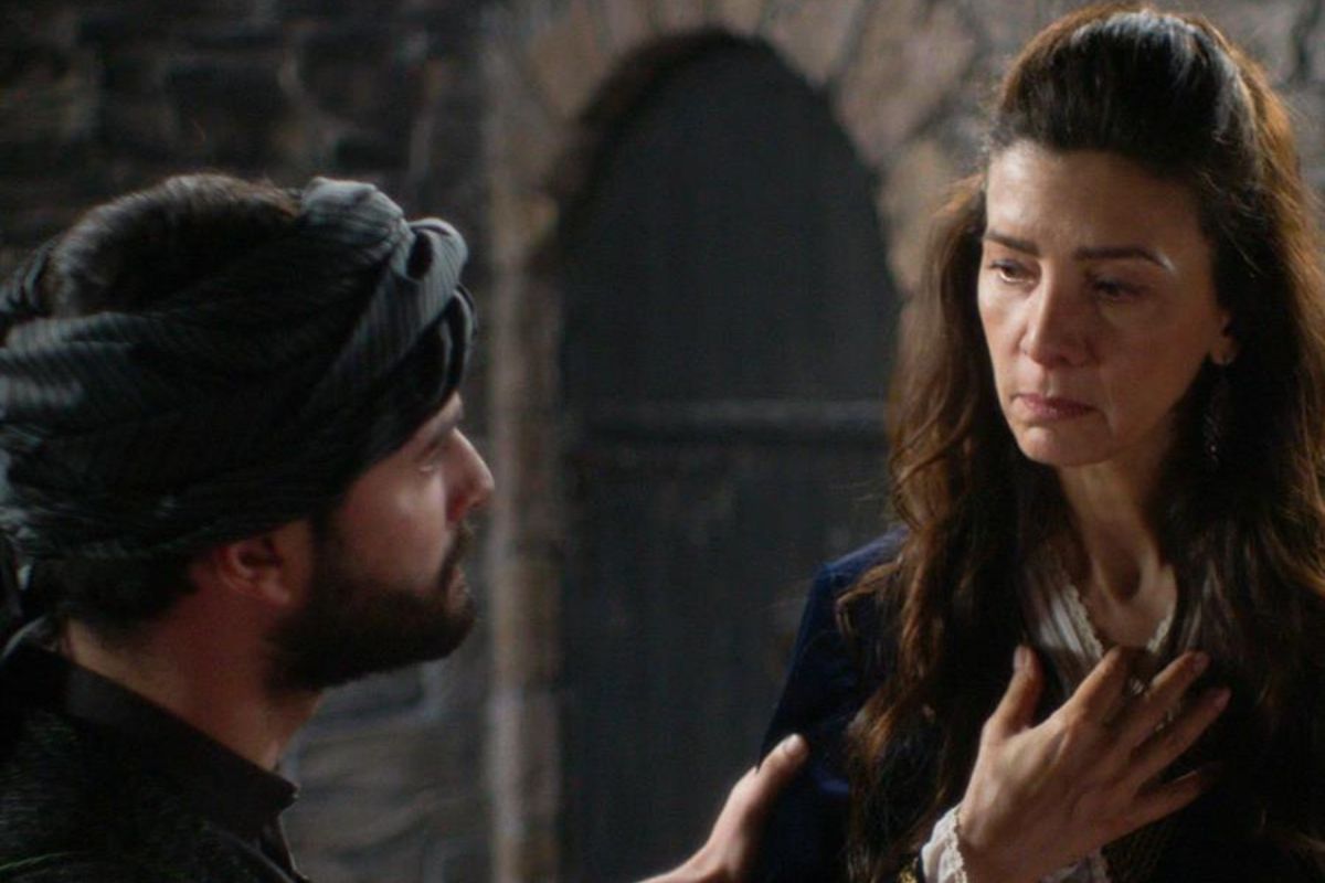 Η Μάγισσα: H Κερασίνα νεκρή