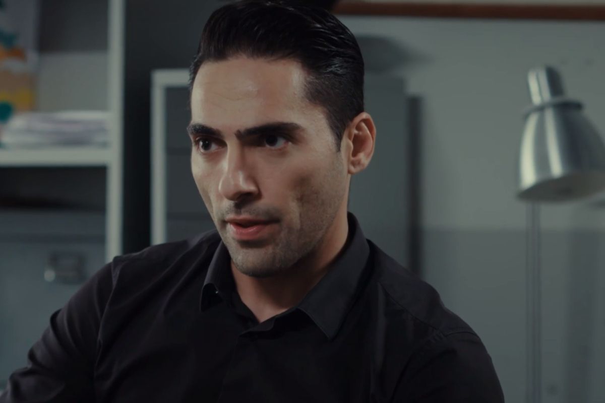 Η Γη της Ελιάς-Κουράκος- Η Γη της Ελιάς-Κουράκος-