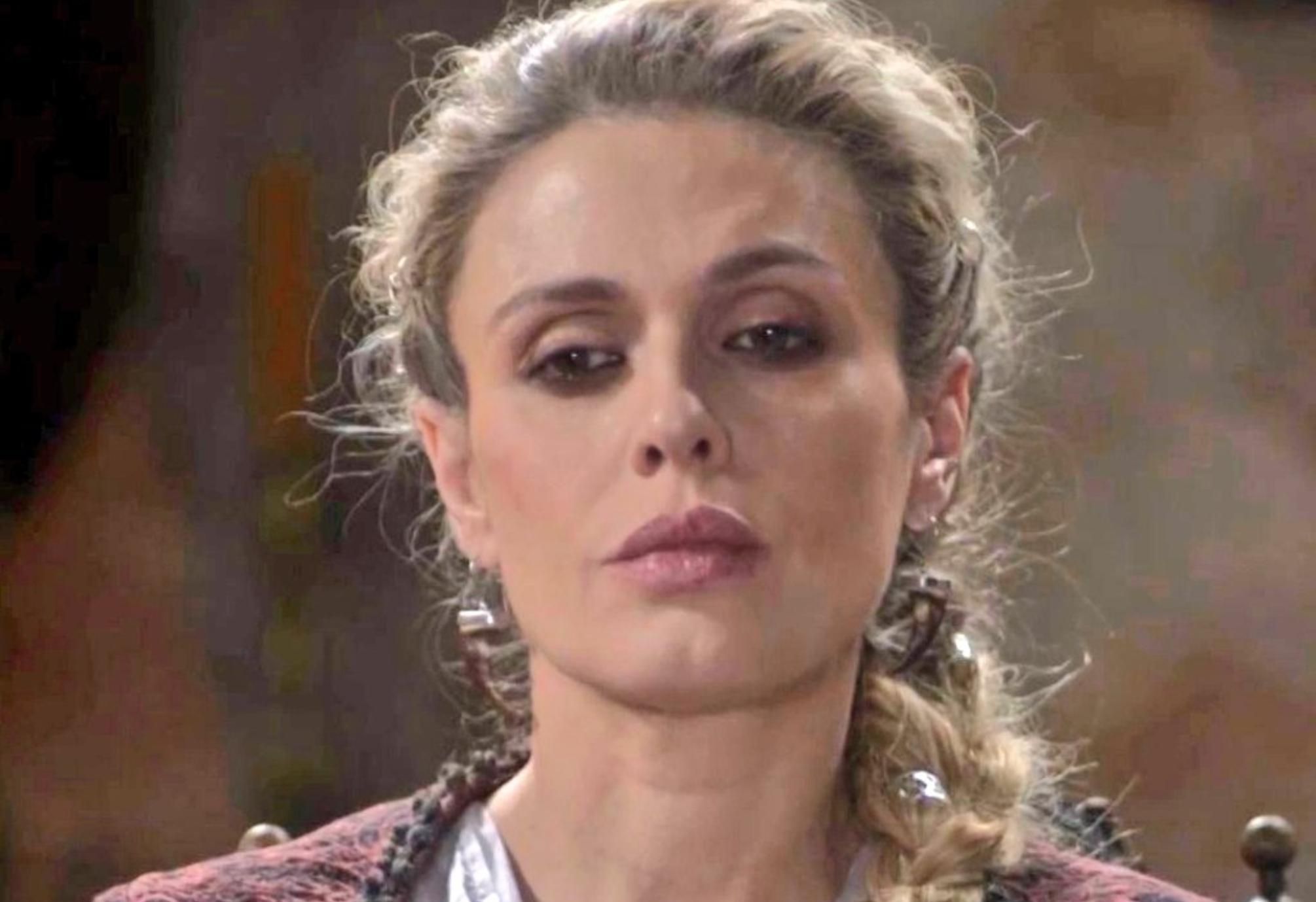 Η Μάγισσα-Γερακίνα-