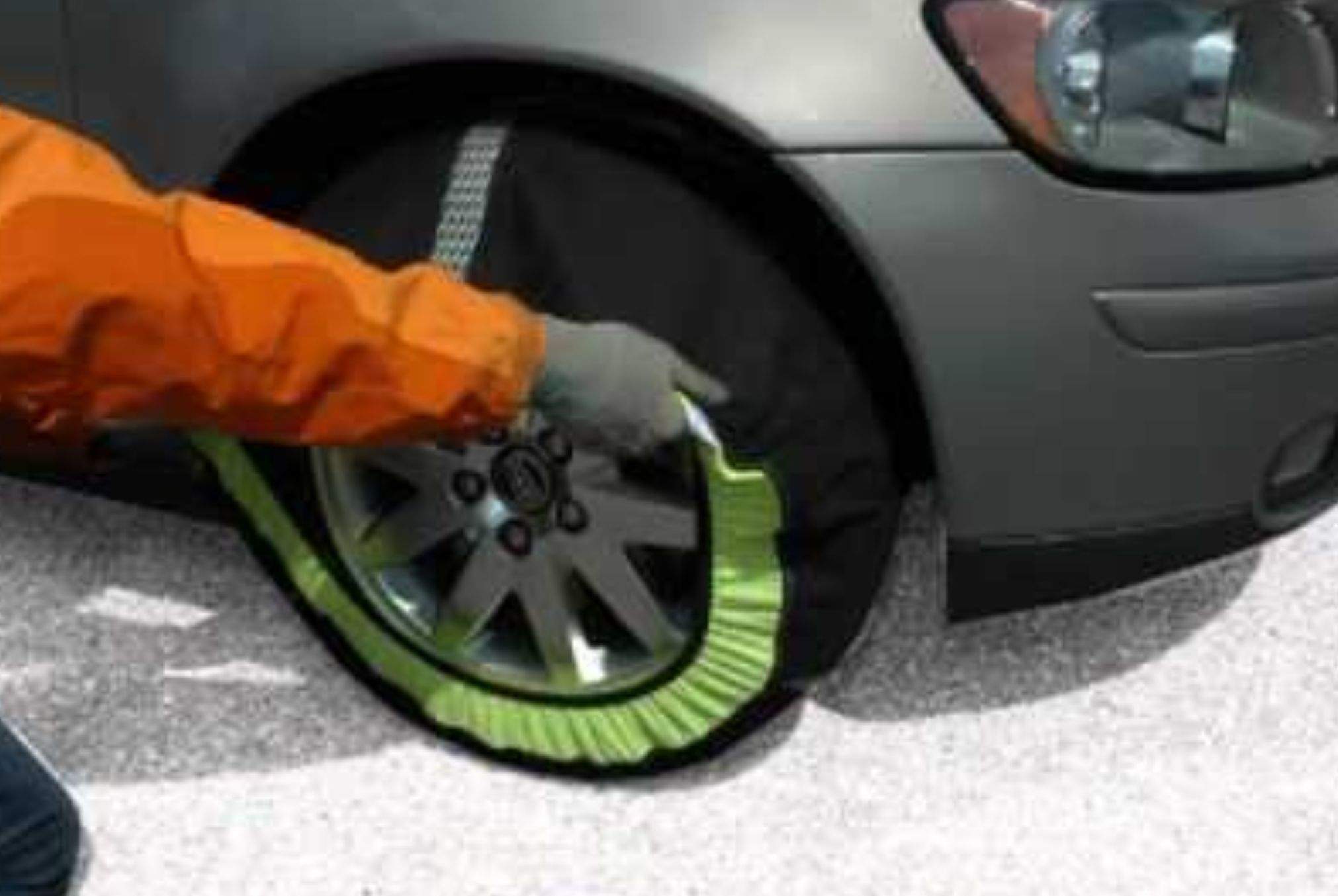 Αλυσίδες χιονιού και Χιονοκουβέρτες: Ο σωστός τρόπος τοποθέτησης πως τις συντηρούμε και πόσο διαρκούν