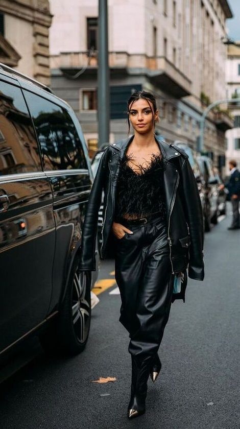 Φεβρουάριος 2024: 21 ιδέες για γυναικείο ντύσιμο με τις κορυφαίες τάσεις της φετινής σεζόν