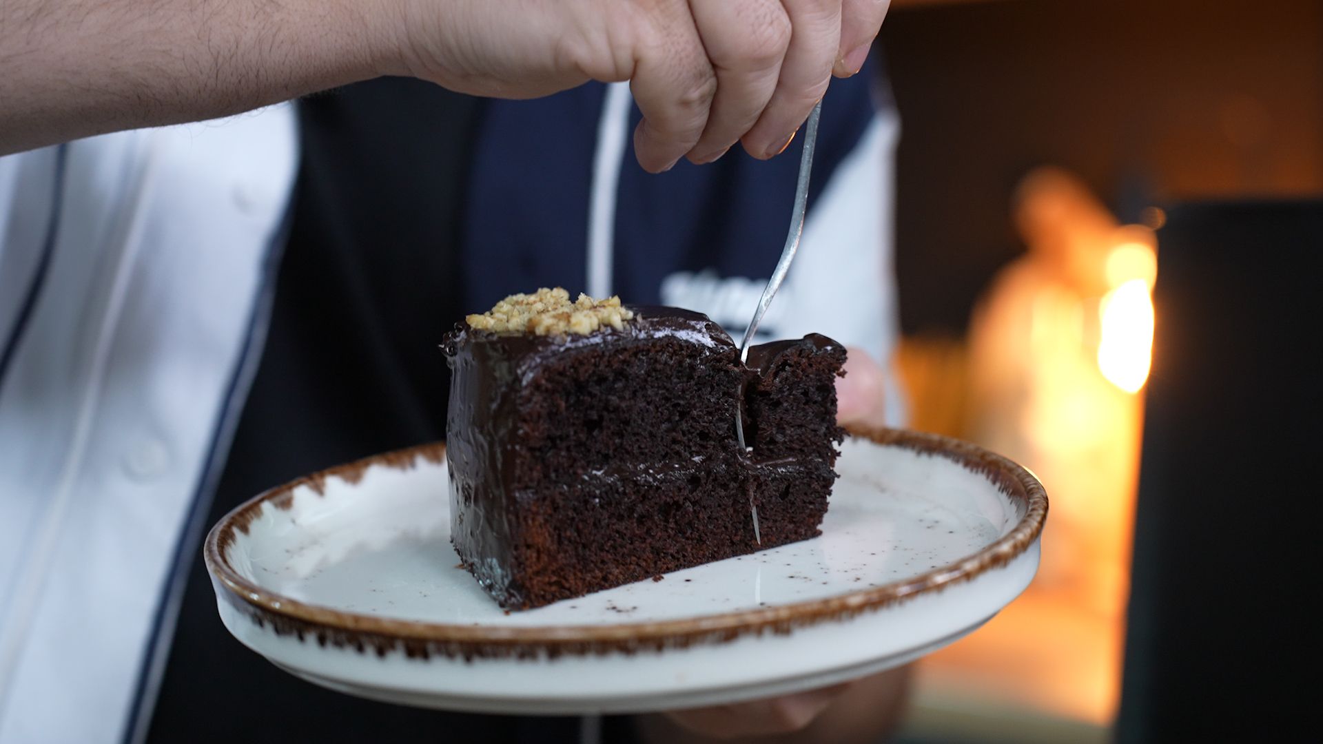 τούρτα-σοκολάτα-στο-air fryer-από-τον-Παναγιώτη Παπαδάκη-συνταγή-