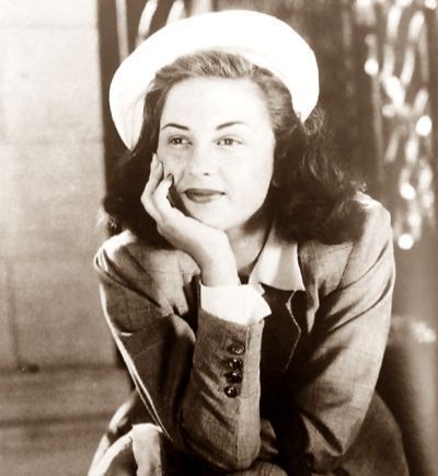 Ήταν το παιδί θαύμα και η πρώτη πρωταγωνίστρια της Finos Films που καθιερώθηκε δίπλα στον Λάμπρο Κωσταντάρα