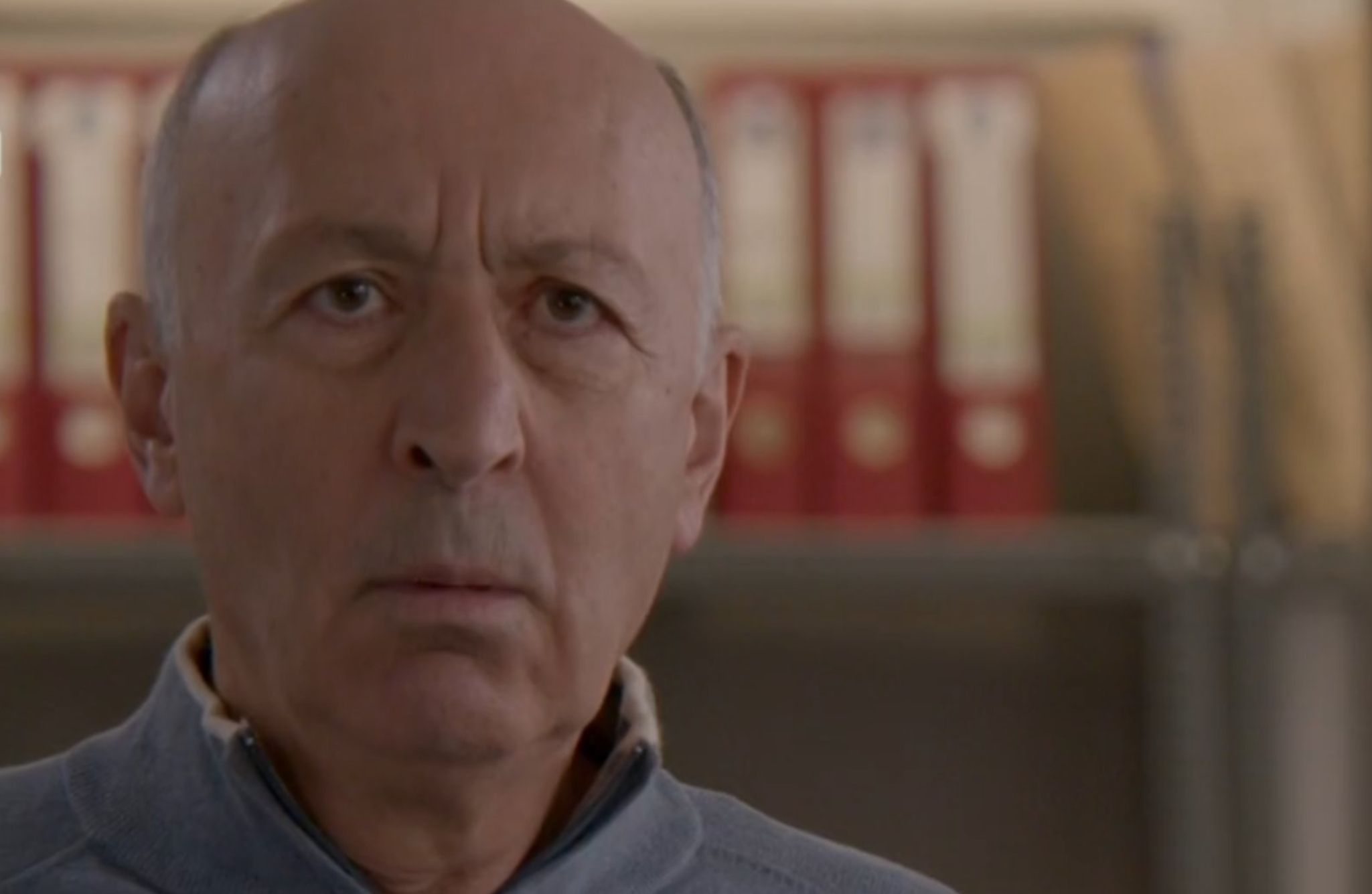 Παγιδευμένοι-Σπύρος- Παγιδευμένοι-Σπύρος-