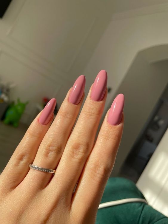 παστέλ-ροζ-νύχια-ιδέες-