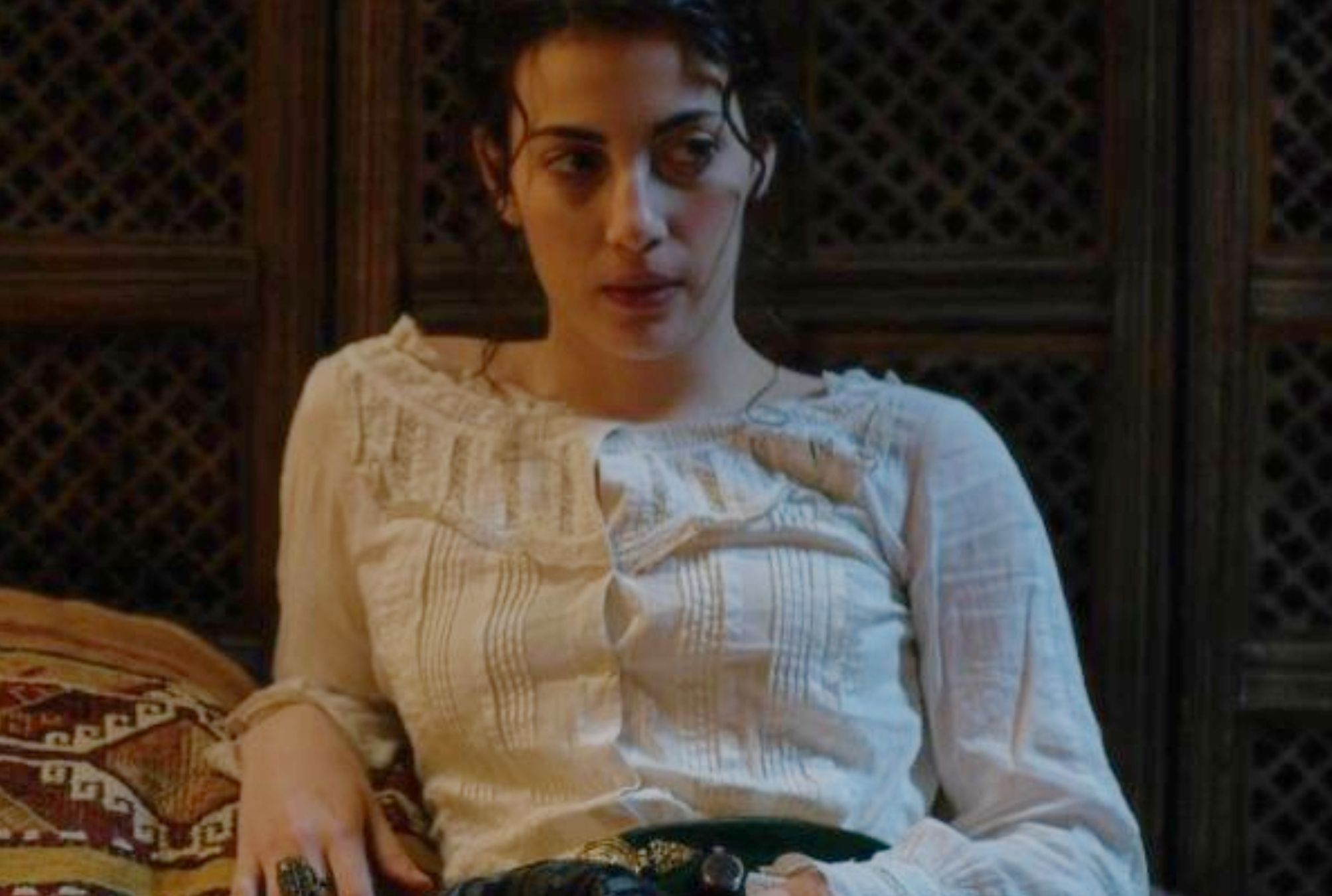 Η Μάγισσα: Η Κερασίνα βάζει φωτιά στους Λασκαρέους