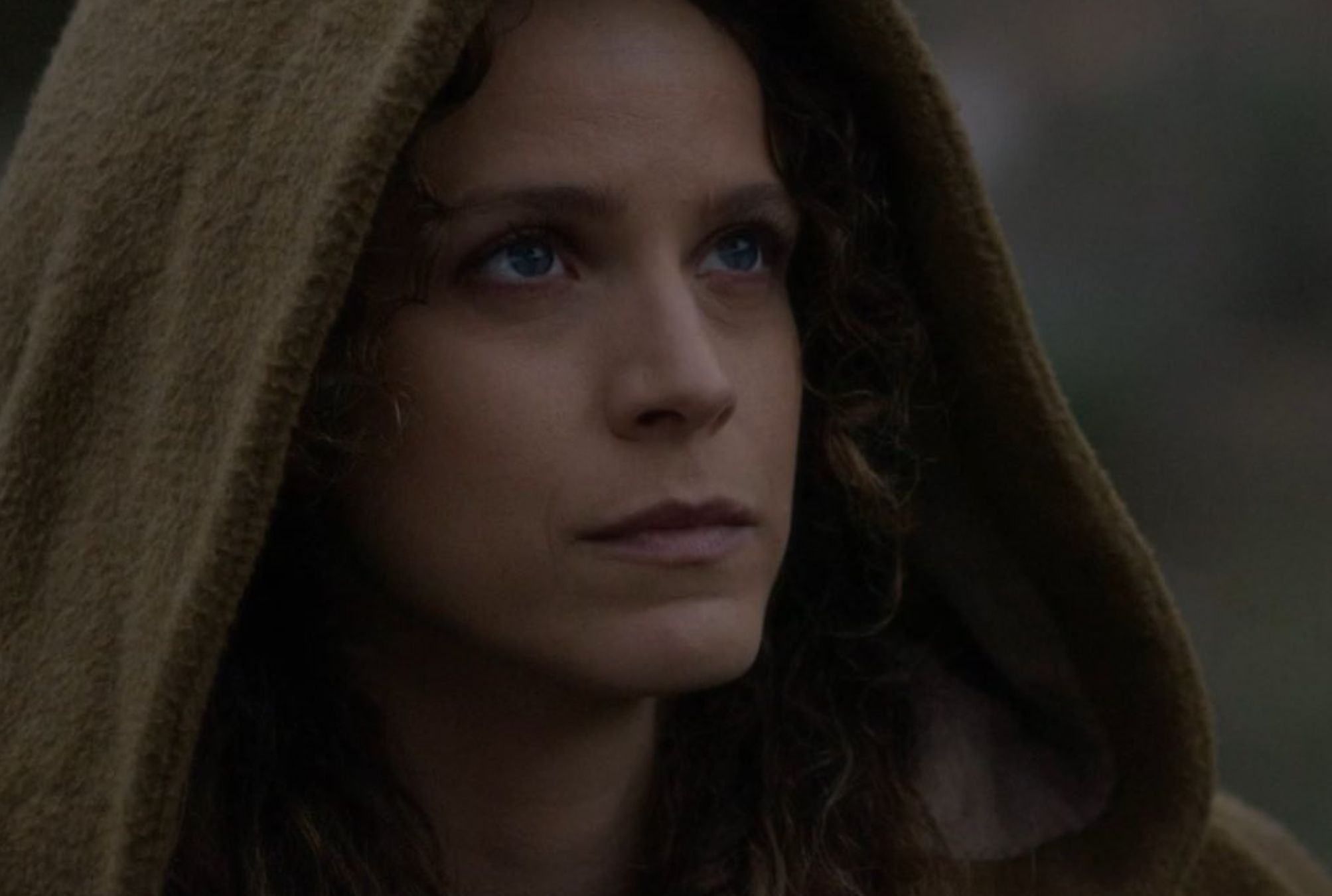 Η Μάγισσα: Η Θεοφανώ ψάχνει για το πατέρα της και ο Αντρέι δεν τη προλαβαίνει