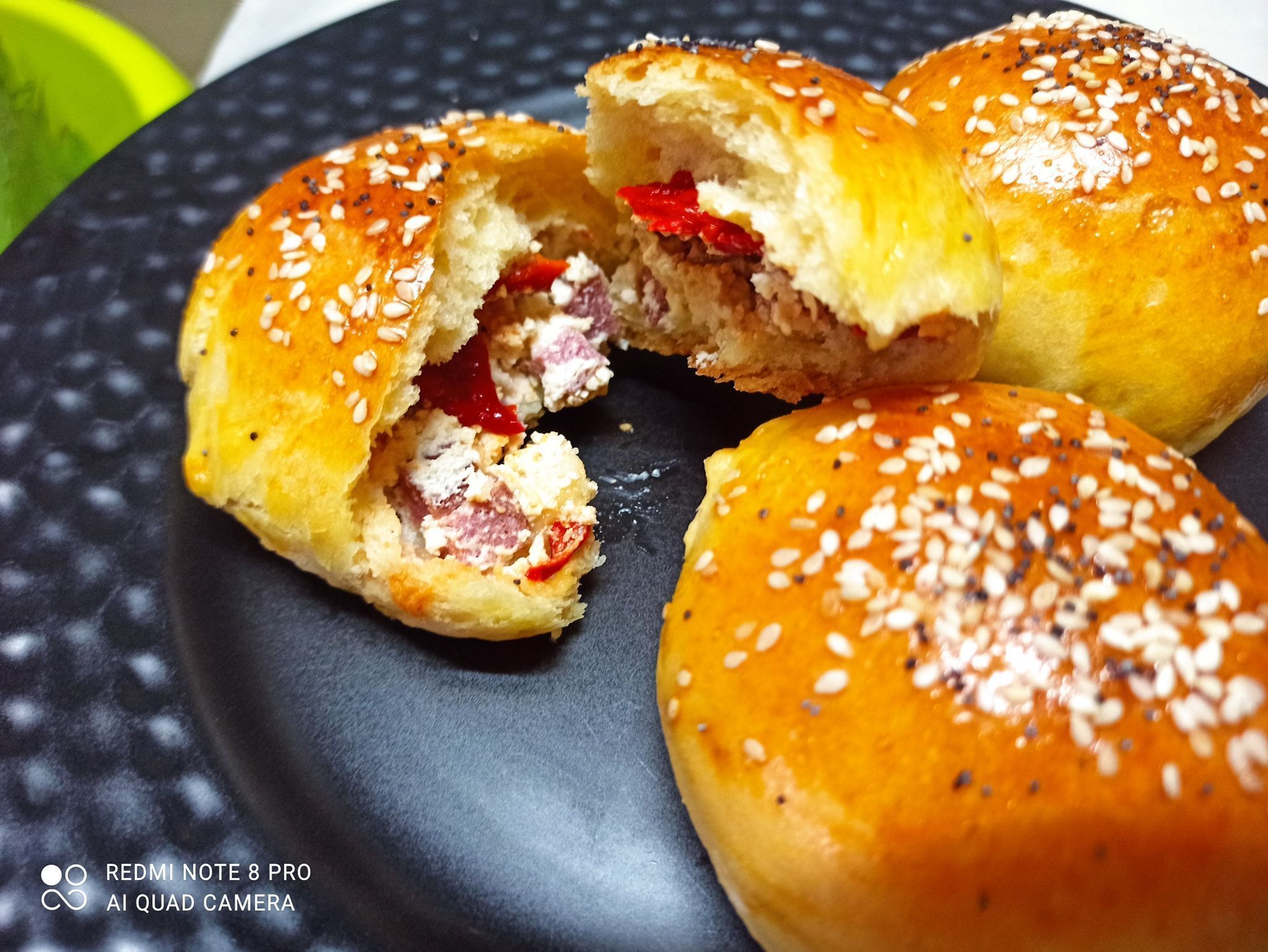 γεμιστά-πικάντικα-ψωμάκια-συνταγή- γεμιστά-πικάντικα-ψωμάκια-συνταγή-