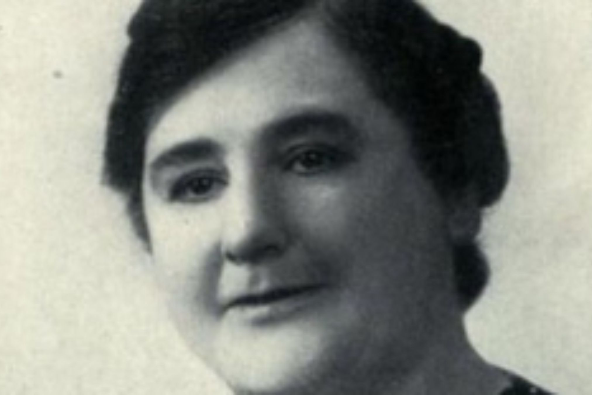 Helen Duncan: Η αληθινή ιστορία της τελευταίας Βρετανίδας μάγισσας