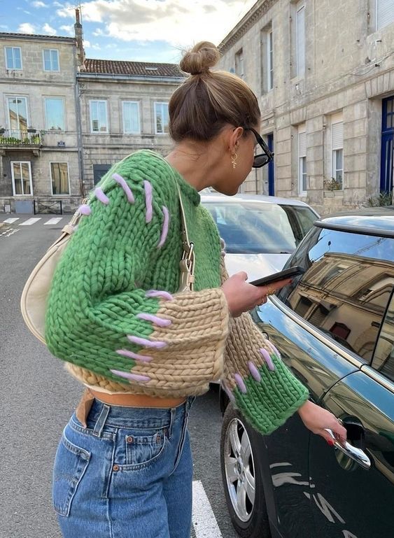 15 trendy ιδέες για γυναικείο ντύσιμο με oversized πουλόβερ σε κάθε περίσταση 15 trendy ιδέες για γυναικείο ντύσιμο με oversized πουλόβερ σε κάθε περίσταση