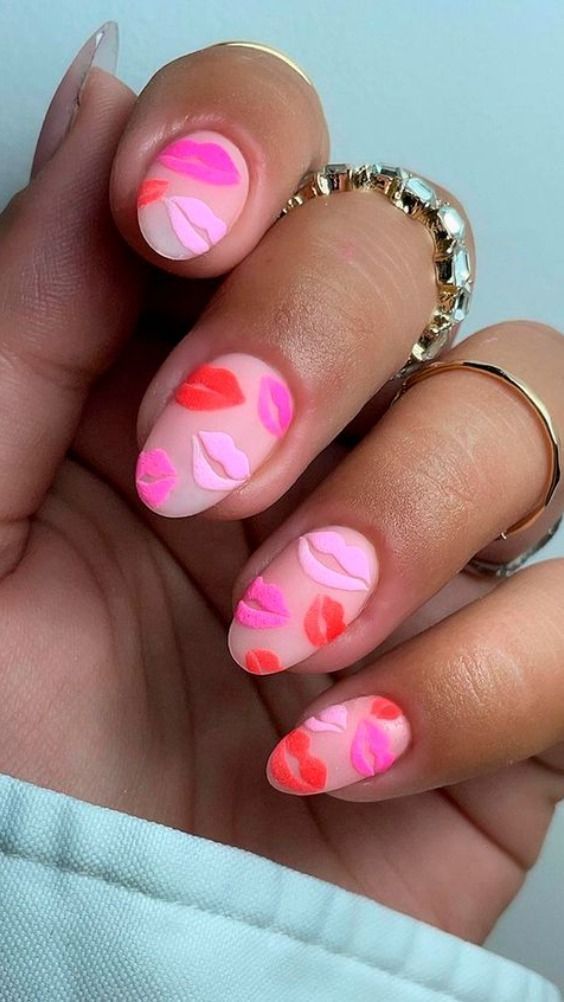 νύχια-με-καρδούλες-για-του-Αγίου Βαλεντίνου-ιδέες- νύχια-με-καρδούλες-για-του-Αγίου Βαλεντίνου-ιδέες-