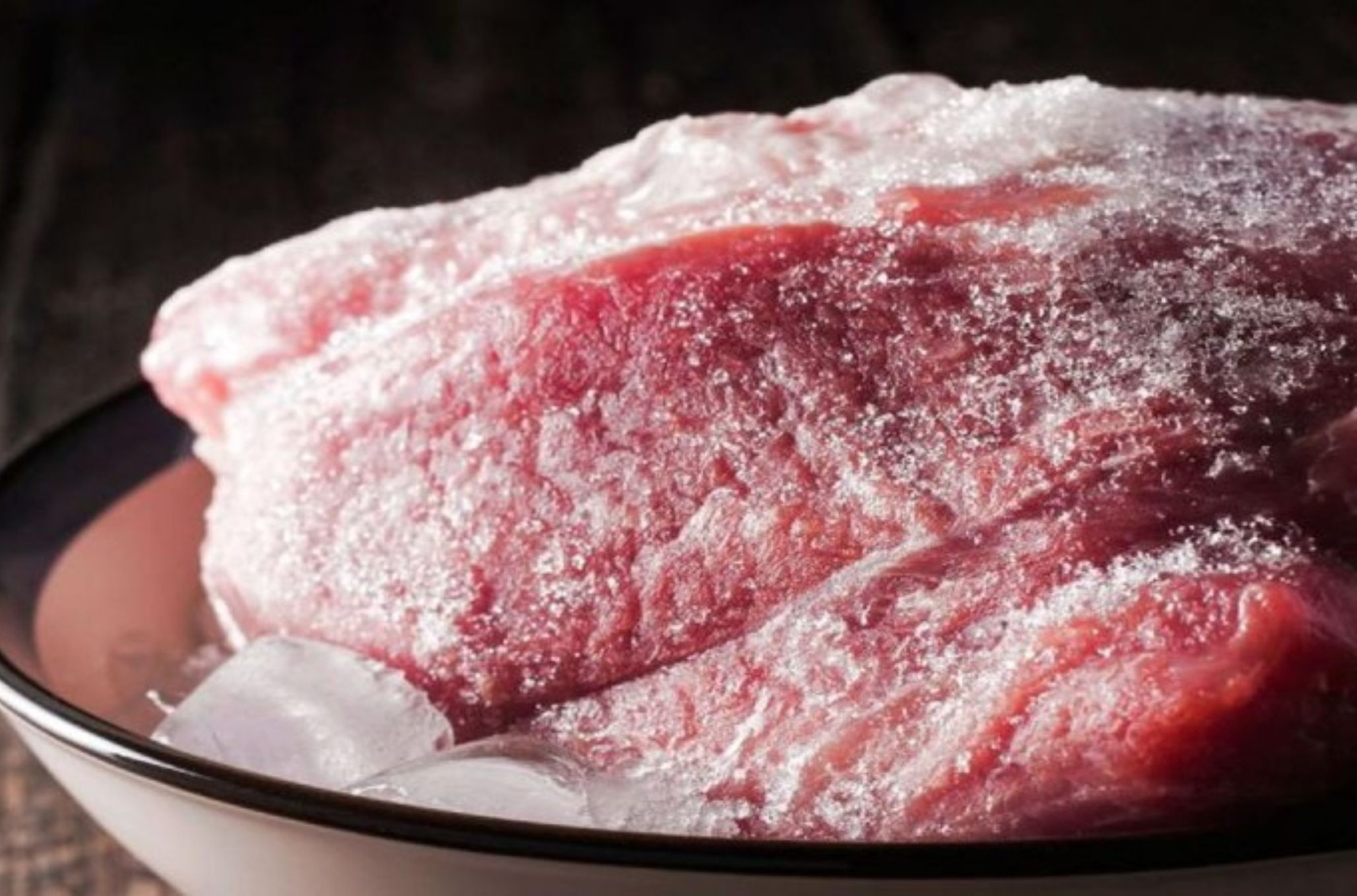 Πως να ξεπαγώσετε το παγωμένο με μόλις 5 λεπτά